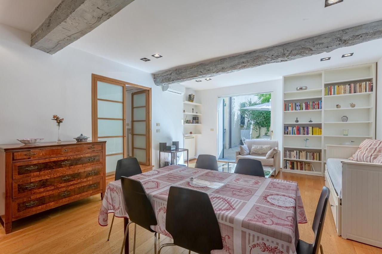 Pleasant Central Apartment With Garden Bolonia Exterior foto