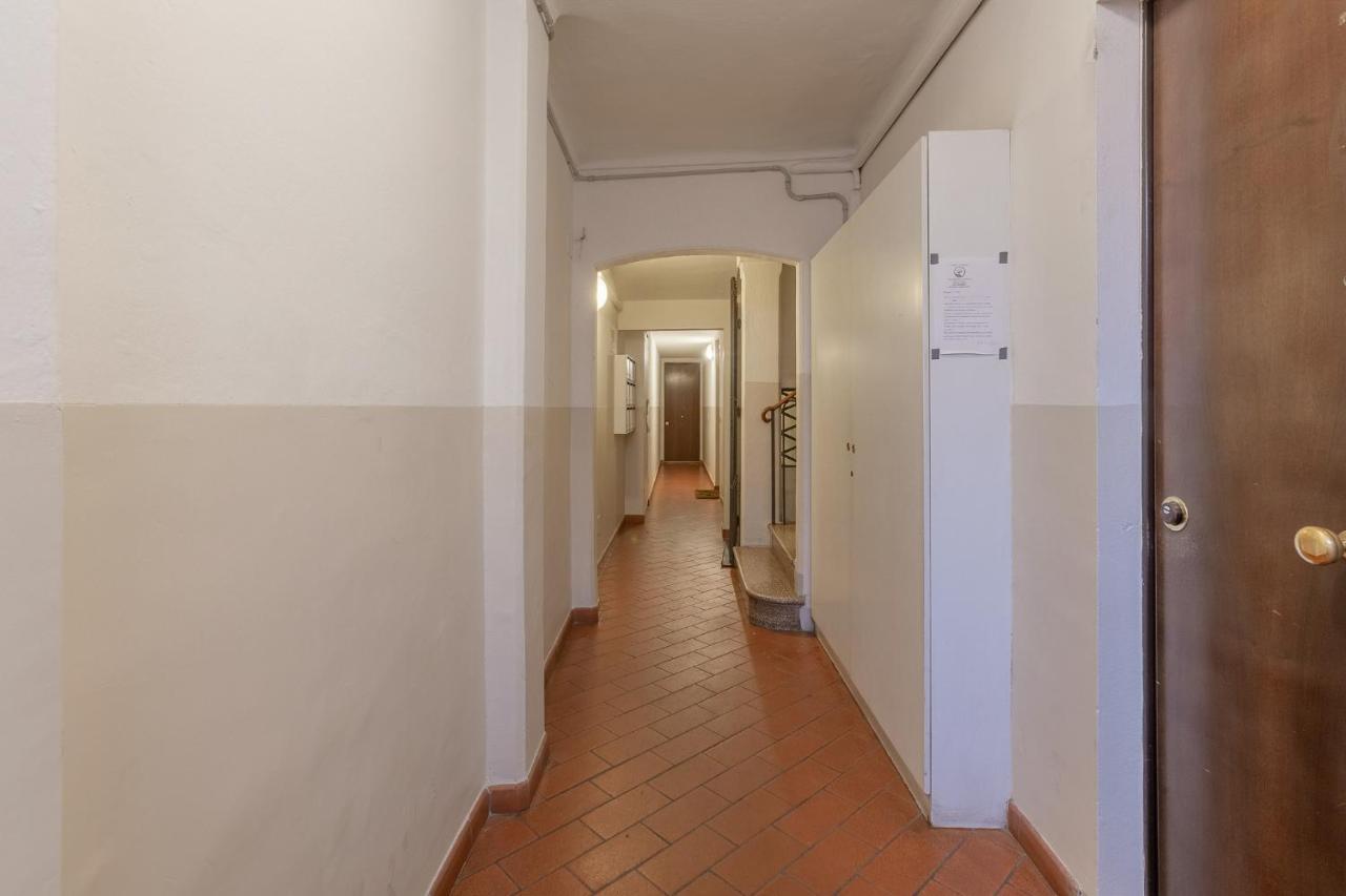Pleasant Central Apartment With Garden Bolonia Exterior foto