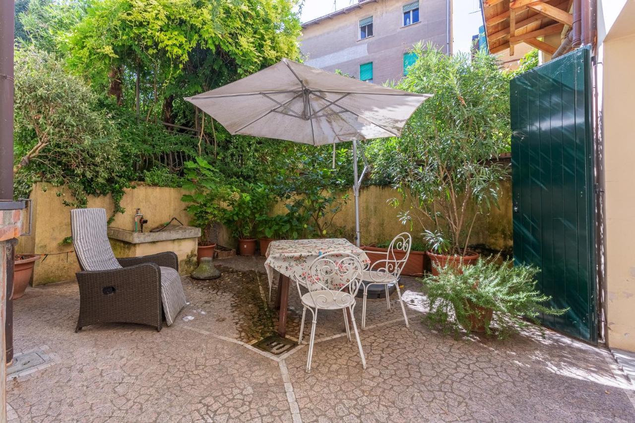 Pleasant Central Apartment With Garden Bolonia Exterior foto